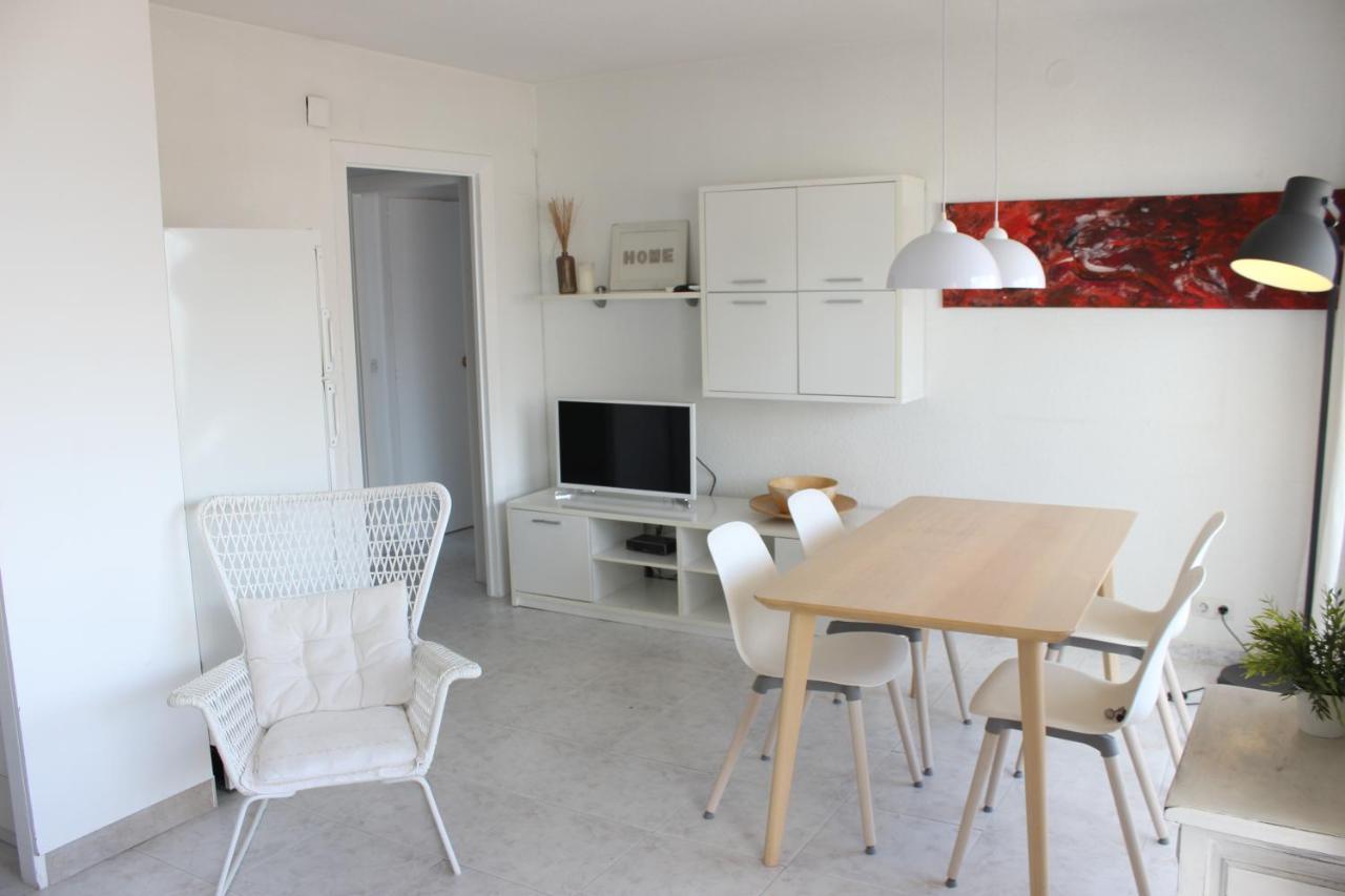 Beautiful Apartment In Front Of Beach, Pool, View ロザス エクステリア 写真